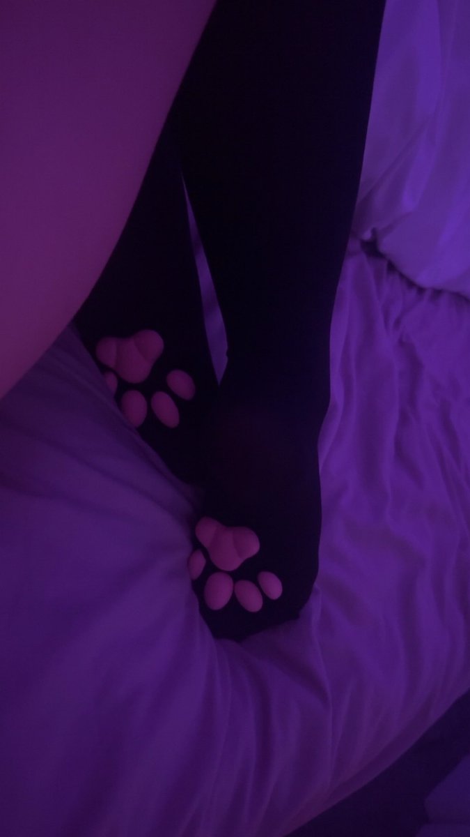 baybiesade's tweet photo. squeeze my thighs till im bruised ( im so high i wanna be raped) :3 
 #cnc #nsfwtwt #catgirl #rapekink https://t.co/q2guY7EA3i