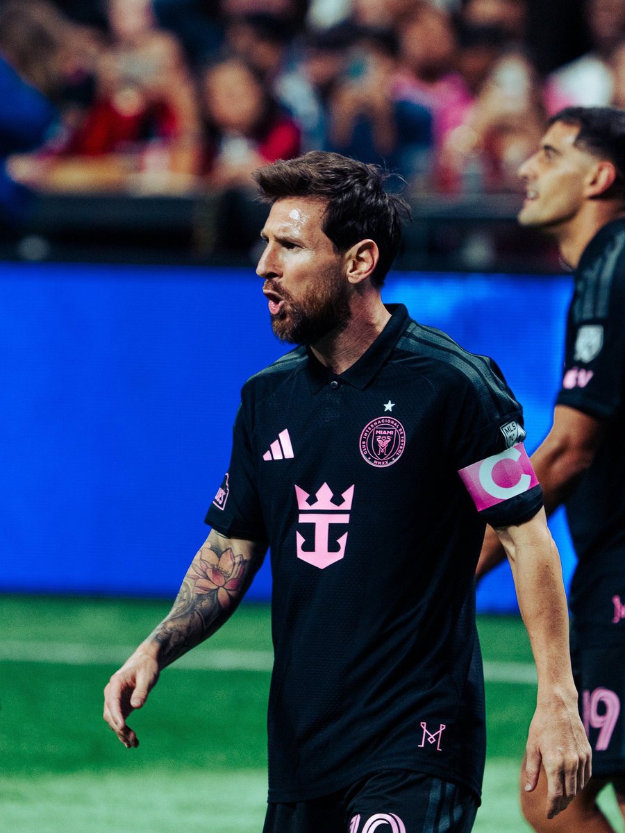 Messias30_'s tweet photo. Mirá si tenía este look en el Mundial…

Lo que nos perdimos. https://t.co/RdvVIeSxFK