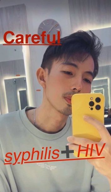 Crwl22's tweet photo. 有人约过他？还是认识他？ https://t.co/ju4c5jPhvv