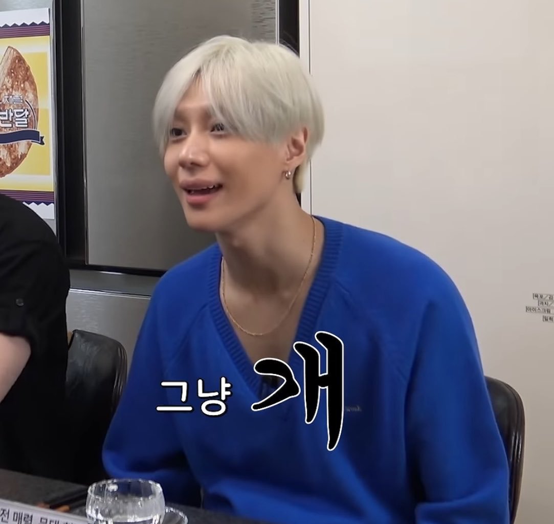 walwaltaem's tweet photo. 태민오빠가 샤라웃 해줬어요.^^
(아직 영상 못봄.) https://t.co/uyYw7HOBl7