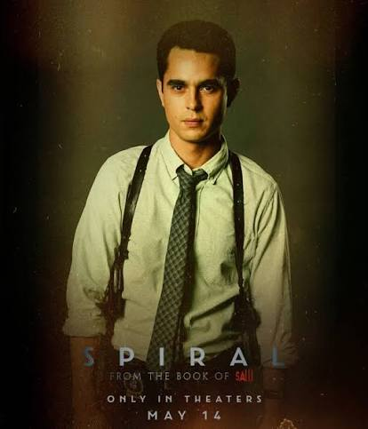 TheJonathanSim's tweet photo. Max Minghella's first appearance in #Clayface threw me for a bit because he's playing a cop and dressed exactly like his character in SPIRAL: FROM THE BOOK OF SAW https://t.co/7g2mBx1434