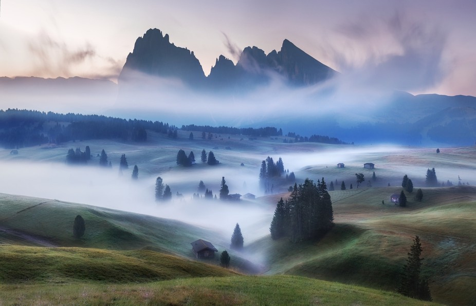 viewbug's tweet photo. Dolomite peaks above meadows in morning fog.

“Something Familiar” by Richard-Beresford-Harris — from Fog In The Mountains Photo Contest on VIEWBUG.

Enter the Foggy Fantasy Photo Contest:
https://t.co/AmMIOoxsty

#photography #fogphotography #landscapephotography #viewbug https://t.co/sEOlx9fqOe