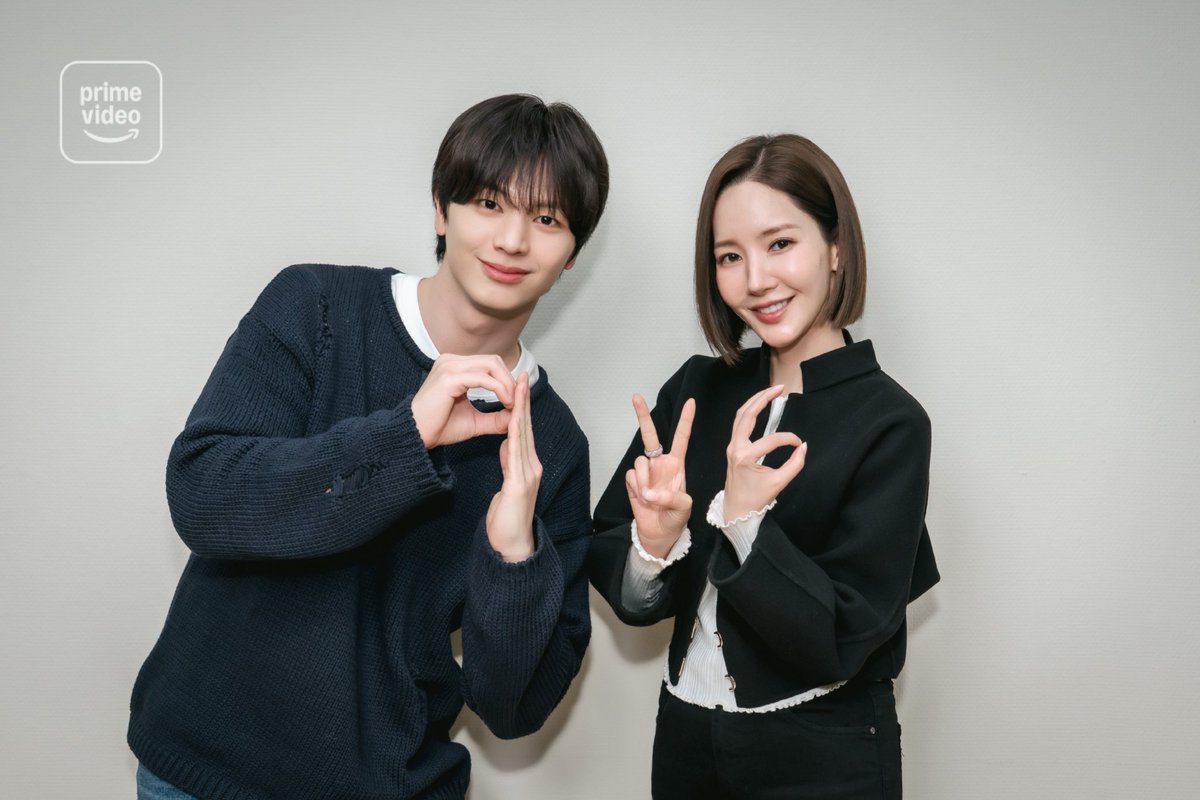 primevideoph's tweet photo. What happens when a guarded heart becomes torn between career and love? 

Find out in #NineToSixOnPrime, starring #PARKMINYOUNG, #YOOKSUNGJAE, #GOSOO #JOOHYUNYOUNG, #KIMMEKYUNG, and #NAMYUNHO coming this November 25, only on Prime Video. https://t.co/4483PWNUxa