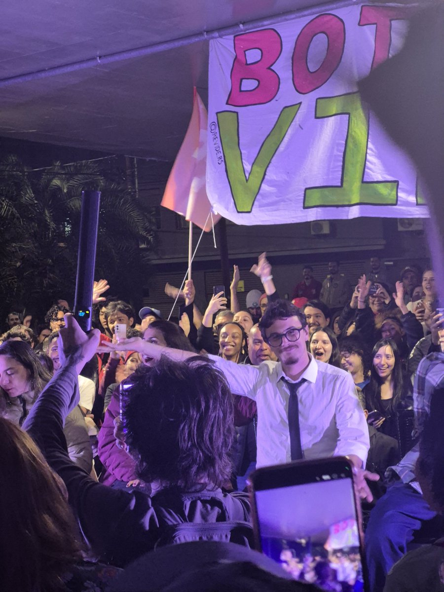 beombomdeuva's tweet photo. guilherme cortez é o deputado MAIS LINDO DO MUNDO

A REVOLUÇÃO É TWINK https://t.co/To72rzJ7Sf