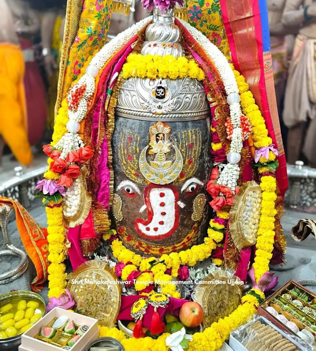 thakkar_sameet's tweet photo. श्री महाकाल! हर हर महादेव 🙏 https://t.co/0DU2vyBYKi