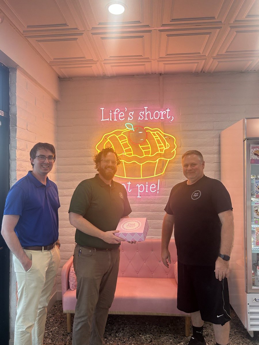RepAndyBiggsAZ's tweet photo. In one of their more savory stops in the East Valley, Team Biggs recently took the opportunity to tour Pied Piper Bakery in Mesa. Thanks for welcoming my staff and all your contributions to the community. https://t.co/Zd0GslXdd6