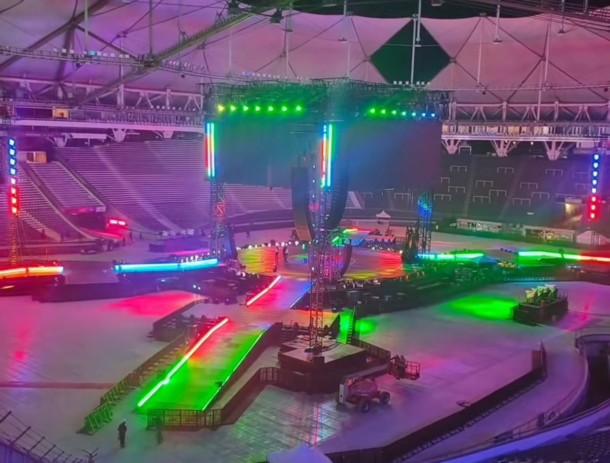 ForBTSARMYBr's tweet photo. A pista é basicamente um Soundcheck, o ARMY da Argentina vai vê-los bem de pertinho 🥹 https://t.co/aiN6IZjyDr