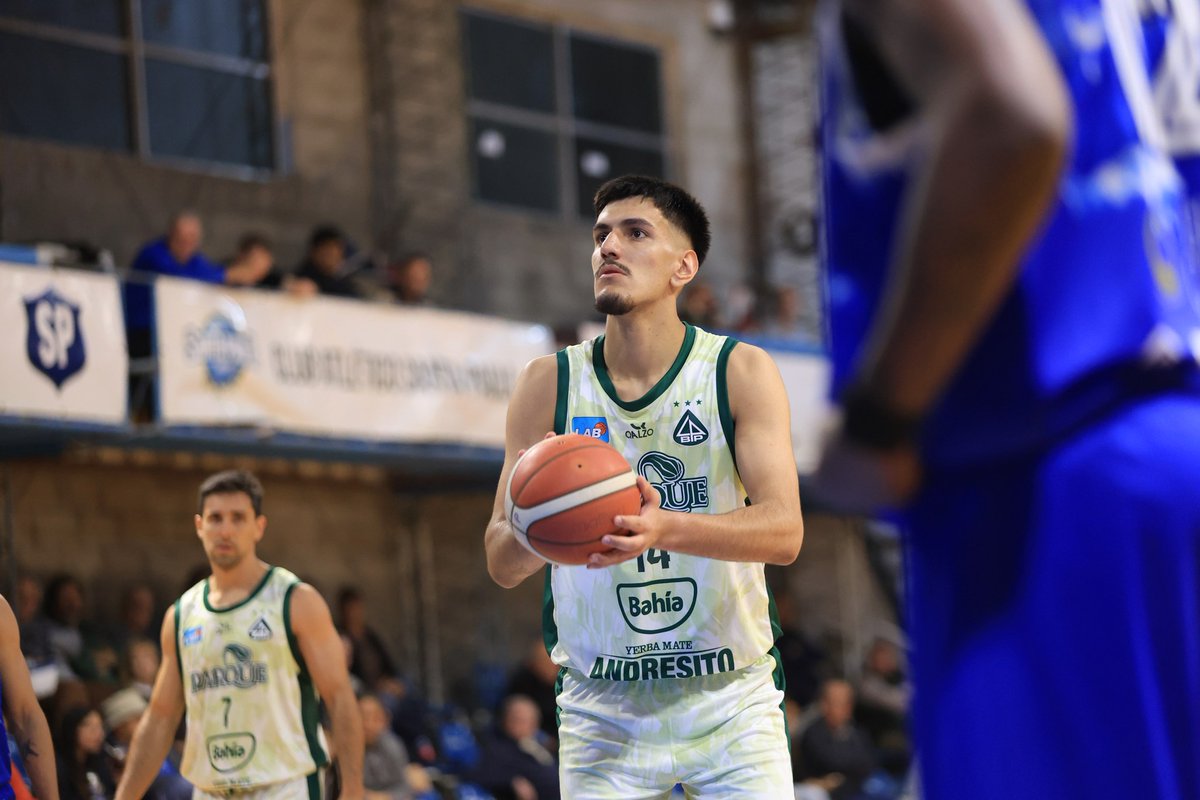 LigaARGbasquet's tweet photo. ✅ Barrio Parque venció 89-83 a Santa Paula (G).
⭐ MVP: Augusto Roveres, 21 puntos y 34 de valoración.
El último cuarto fue 17-14 para la visita.

#LigaArgentina #LAB #BásquetArgentino https://t.co/pCdVa6YblI