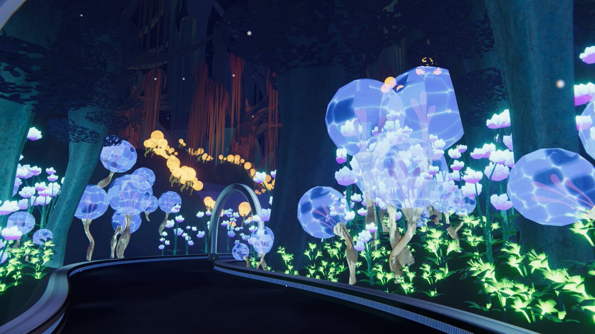 denfaminicogame's tweet photo. 「未知の惑星の植物園」が『VRChat』にて10月23日にオープン。地球には存在しない植物を観察し、どのような歴史を辿ったか想いを馳せる
https://t.co/5j02xmcVSu

株式会社Vが制作したフラワークリエイティブスタジオ「plantica」公式ワールド。オープン日にはお披露目イベントも開催 https://t.co/Ap20saUlSA