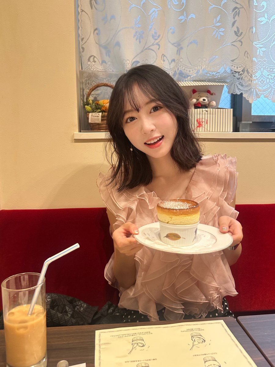 missingraham's tweet photo. 甜點吃多了會變成甜妹嗎 https://t.co/J4jlmiwujj