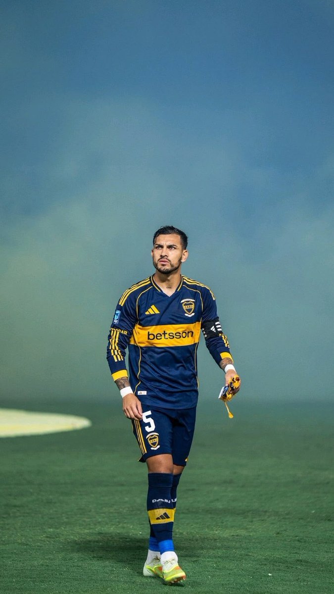 ElTioBostero's tweet photo. Gracias por volver capitán, siempre te vamos a agradecer. 

El mejor de América. https://t.co/DhWxHNTWgn