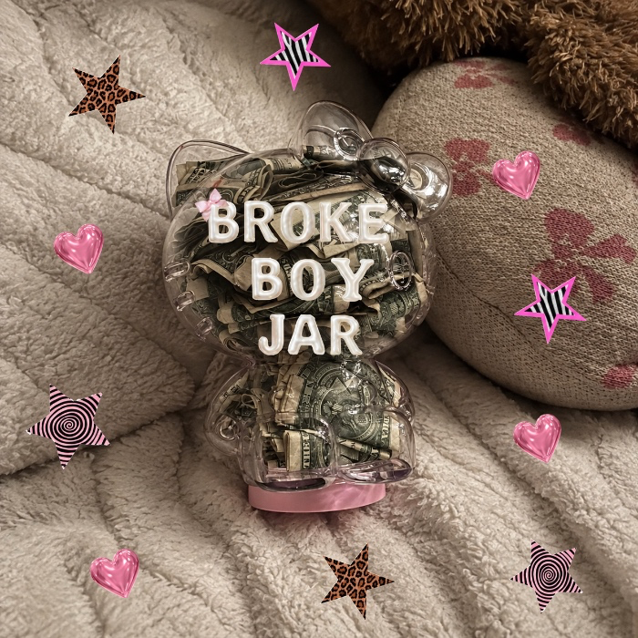 send2khloe's tweet photo. Double gift! I just received a contribution towards Broke Boy Jar ♡⊹˚₊ from Anonymous via Throne. 

https://t.co/QJOWxzhkiD https://t.co/hQhshvCuir