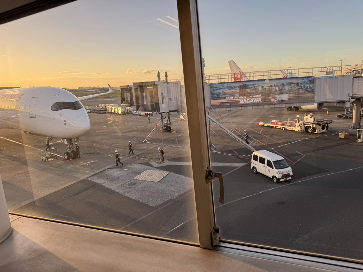 kimitaro1422's tweet photo. さよなら東京👋
また40時間後🤭 https://t.co/fExTqz6bIK