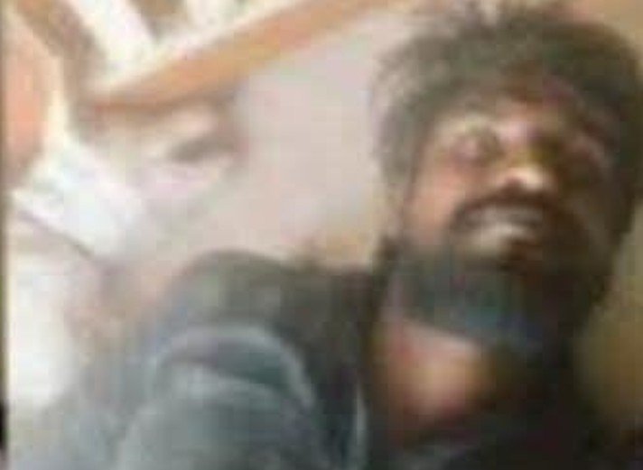 Surya_vj_07's tweet photo. நீ எங்களுக்கு எண்ணைகும் கறி கஞ்சி குடிகார bnda @idumbaikarthi தான் 

குடிகார புந்தா மகனே 🤣 https://t.co/fApZPfE2SQ