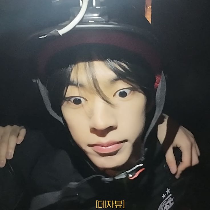 Eross0re's tweet photo. me : okay hollow knows 6 is finally completed. FINALLY!

brain : Summary where? SUMMARY, WHERE?

me : .... send help https://t.co/b2UDEgA4sl