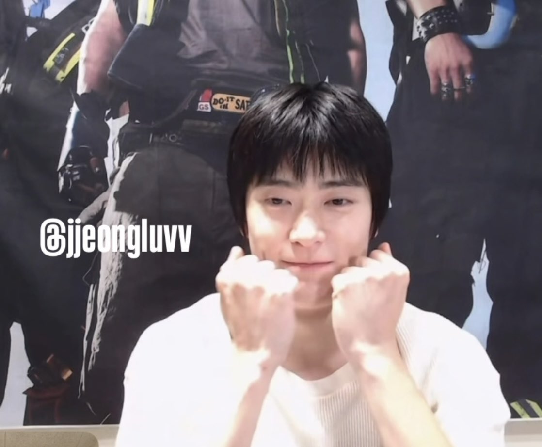 jjeongluvv's tweet photo. 귀여워서 하루종일 복복중 ㅠㅠㅠ https://t.co/NMJIjB8phK