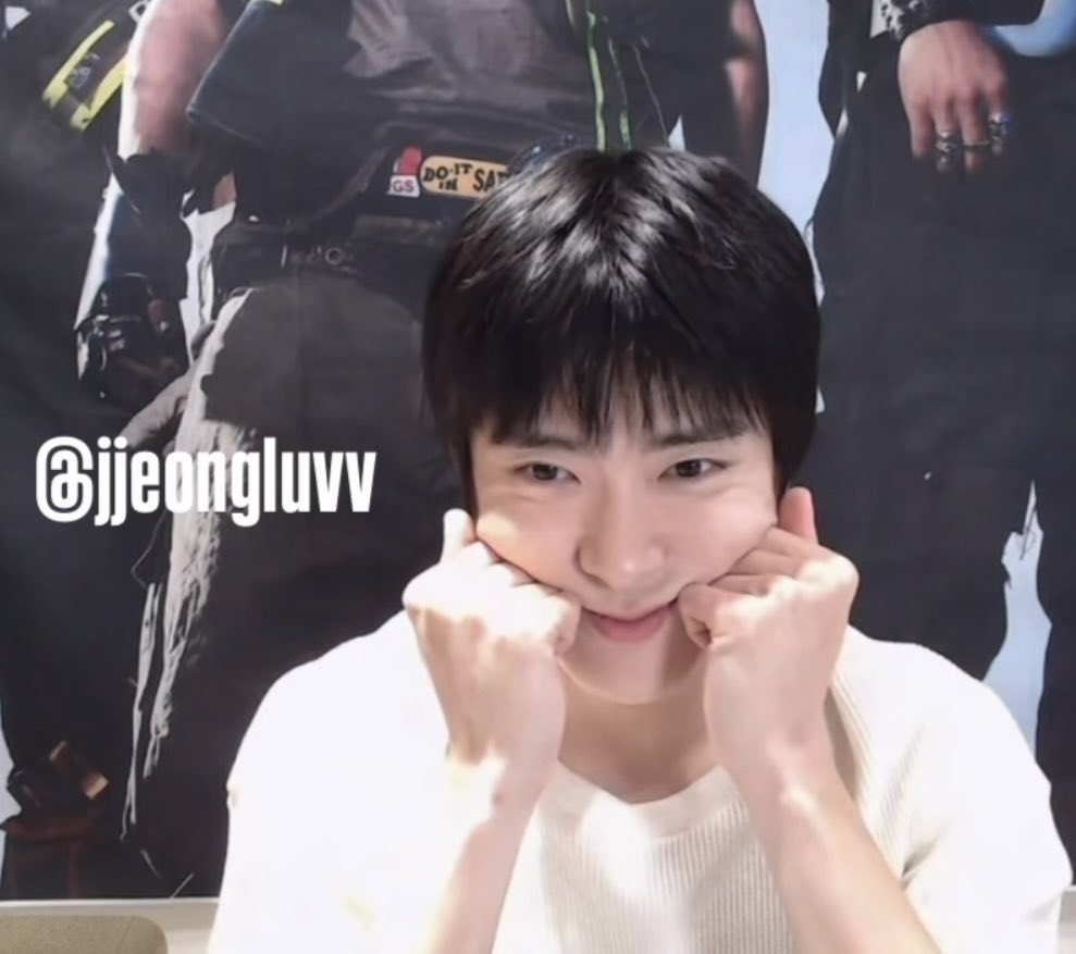 jjeongluvv's tweet photo. 귀여워서 하루종일 복복중 ㅠㅠㅠ https://t.co/NMJIjB8phK