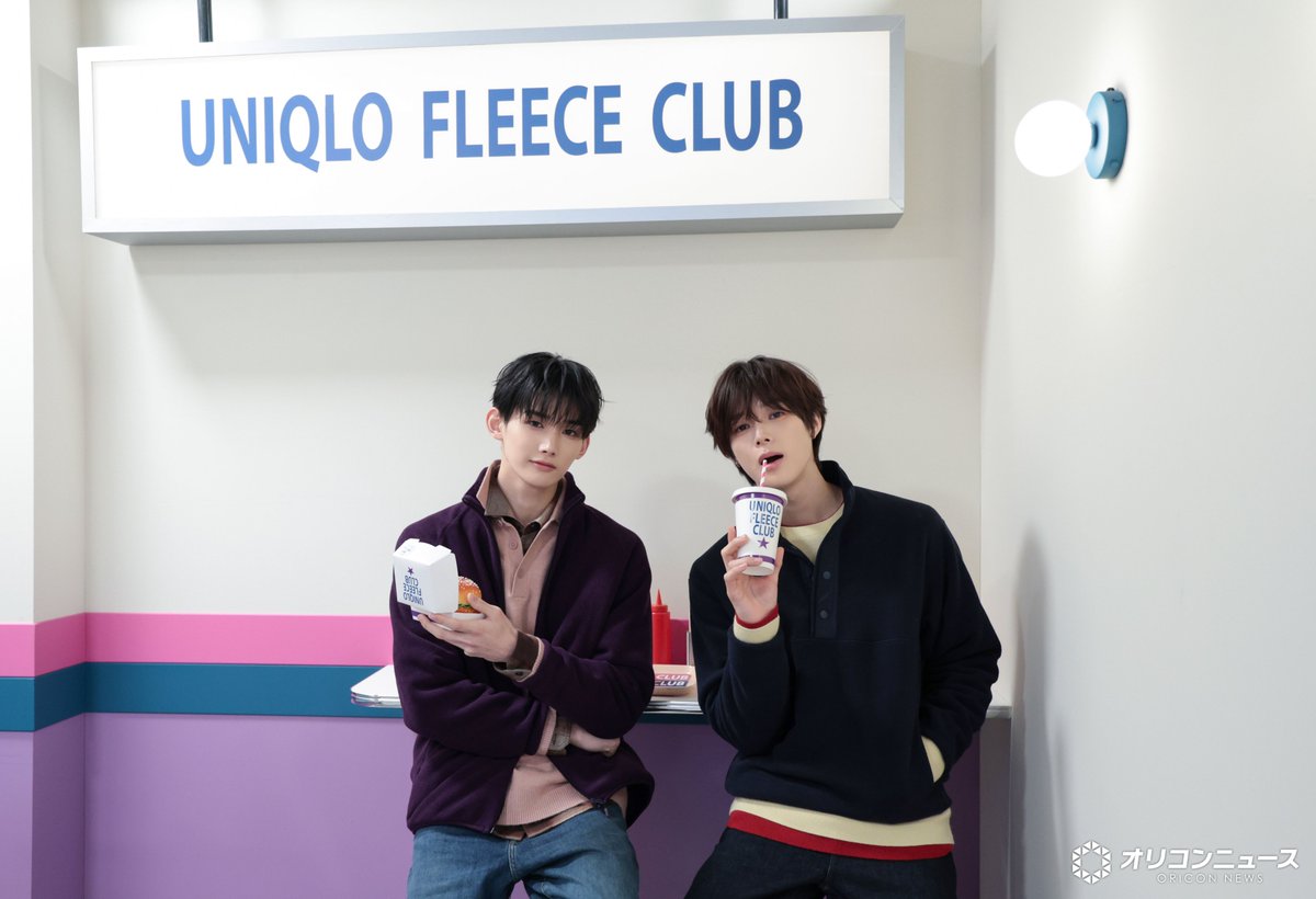 oricon's tweet photo. &amp;TEAM・K＆JO、お互いに選ぶ“冬の一着”❄
冬のフリースコーデを提案
⠀
【インタビュー】
お互いにプレゼントするなら何色❓️
&amp;TEAMのファッションリーダーは誰❓️
https://t.co/2JmESDMMSd
⠀
#andTEAM https://t.co/Cua5pYb25S