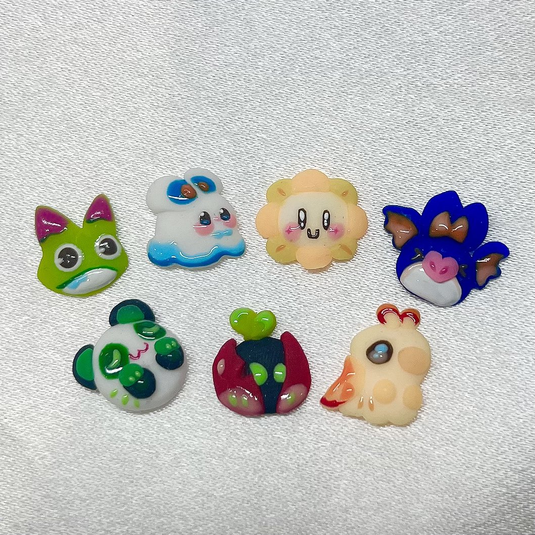momochi_zzzz's tweet photo. モンサバのネイルパーツ作ったかわいい( ´~`)♡
 #モンスターサバイバル  #もんさば  #モンサバ https://t.co/YbaKRa6uij
