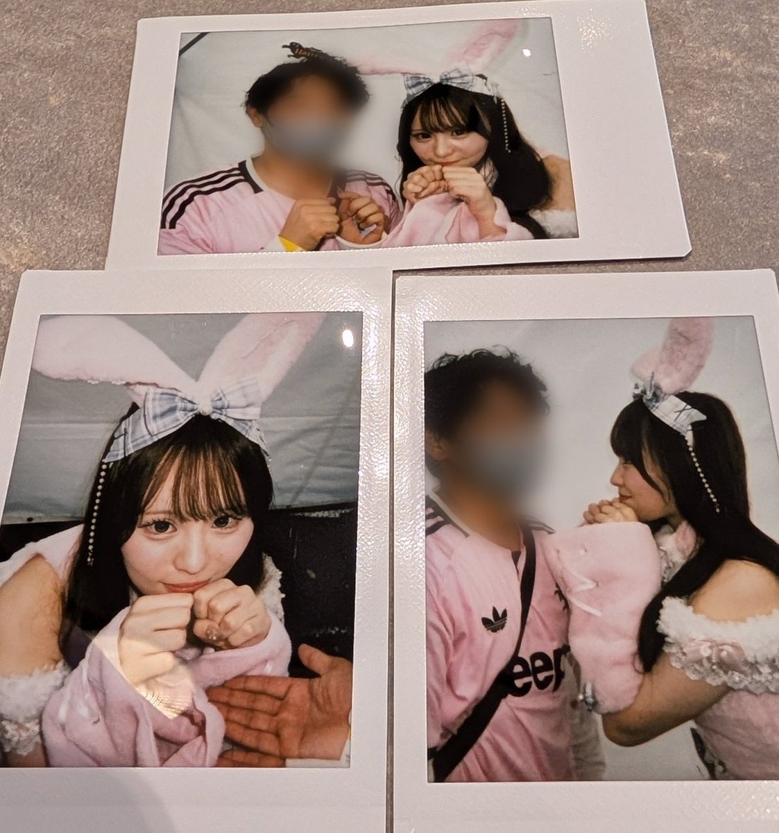 kaiayu0322's tweet photo. FRESHCHARMのライブ見に行ったら可愛いうさぎさんいて
大横転🥰　

アイライブ最高ー！

#あゆのあゆばむ https://t.co/7kTReZdU55