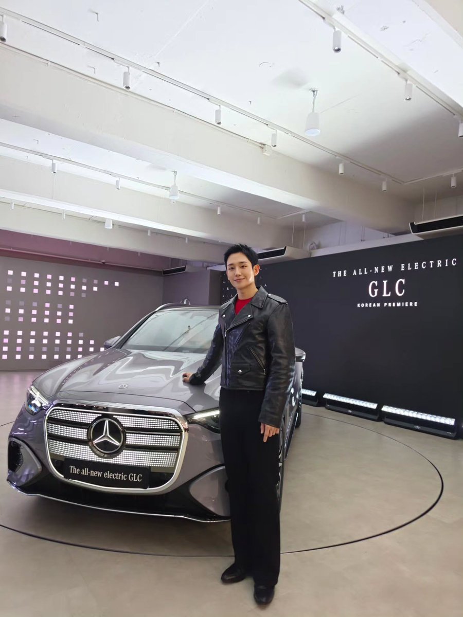 haeinbrasil_88's tweet photo. "Evento de lançamento do novo CLA e GLC elétricos✨️ @mercedesbenzkr #ElectricCLA #ElectricGLC #MercedesBenz"

HaeINSTAGRAM 

#정해인 #해인 #JungHaeIn https://t.co/SPou8fOJ7E