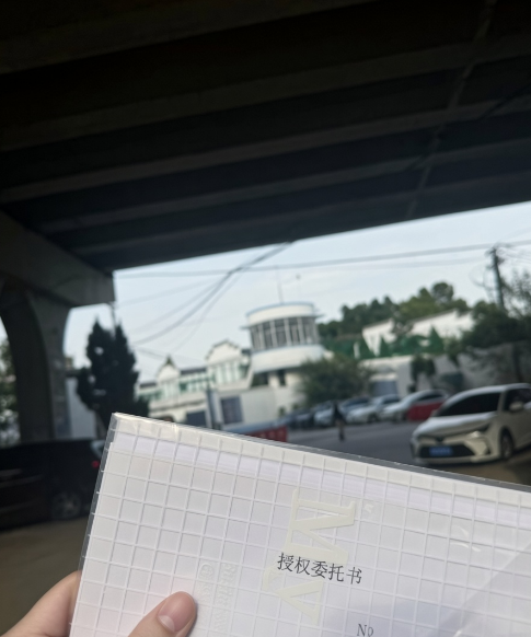 Muhamma47938106's tweet photo. 努力跑案子中！ 

 真想快点结束，然后找一个推友见一面，再来一次充满高潮的性爱呀… https://t.co/1oFgmrPG57
