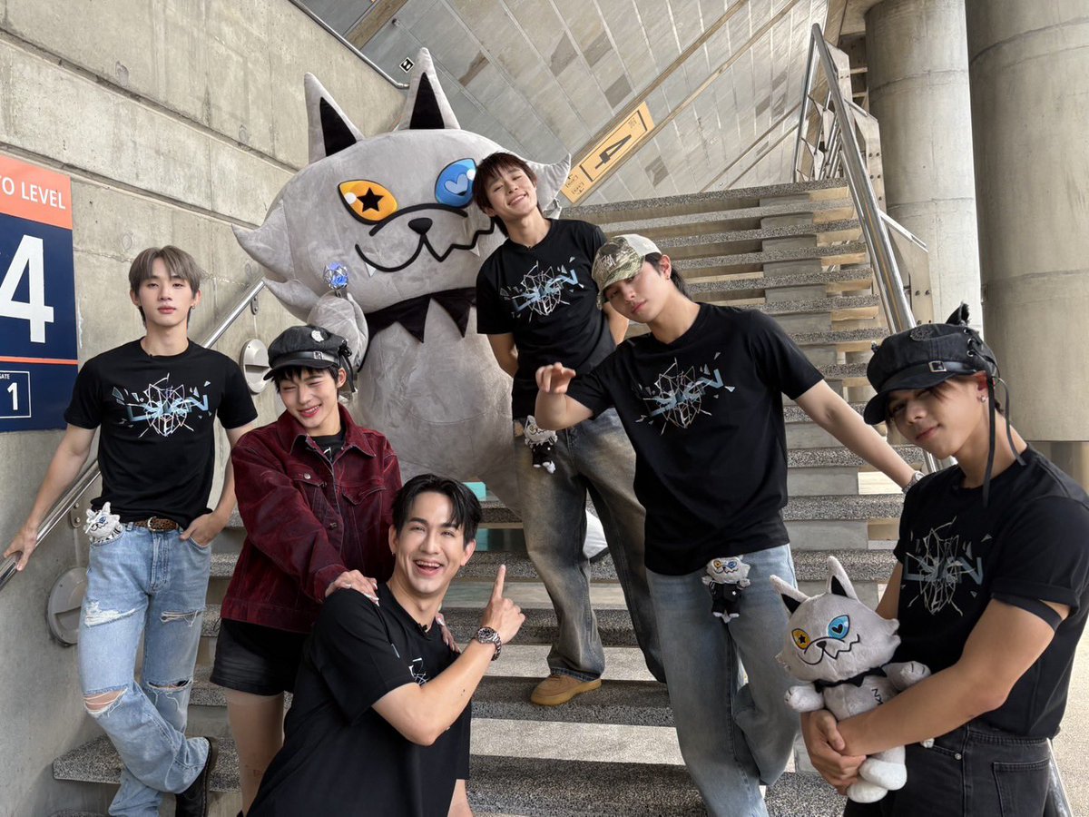 LYKNofficial's tweet photo. [LIVE] #LYKNReflexionConcertLIVE
มาแล้วน้าา ~ พบกับ ‘LYKN’ มาเช็กความพร้อมก่อนไปเจอกันใน ‘LYKN REFLEXION CONCERT’ 🐺🪞 แล้วเจอกันนะครับ

📍Instagram : https://t.co/zQsgywz09b

BUY LIVE STREAMING TICKETS 👉�� : https://t.co/rZHzmxFAKq

🗓️23-24-25 OCTOBER 2026
📍 IMPACT ARENA, MUANG THONG THANI
And worldwide live streaming via TTM LIVE

#LYKN
#RISERMUSIC
#GMMTV