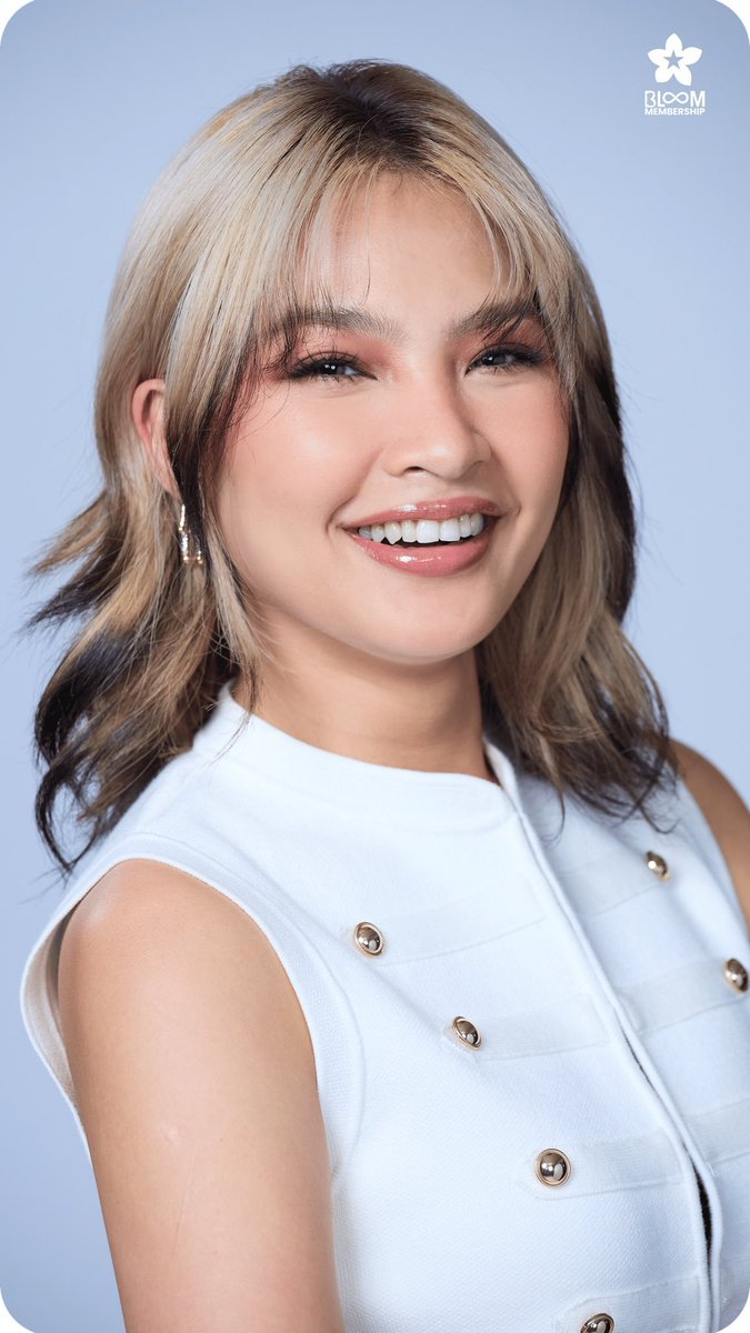 TEAMBLOOMPH's tweet photo. Digital Photocards Set 1

#BINI #BINIWeverse #BINI_BLOOMMembership #BLOOMMembershipDay https://t.co/viZUToNrA3