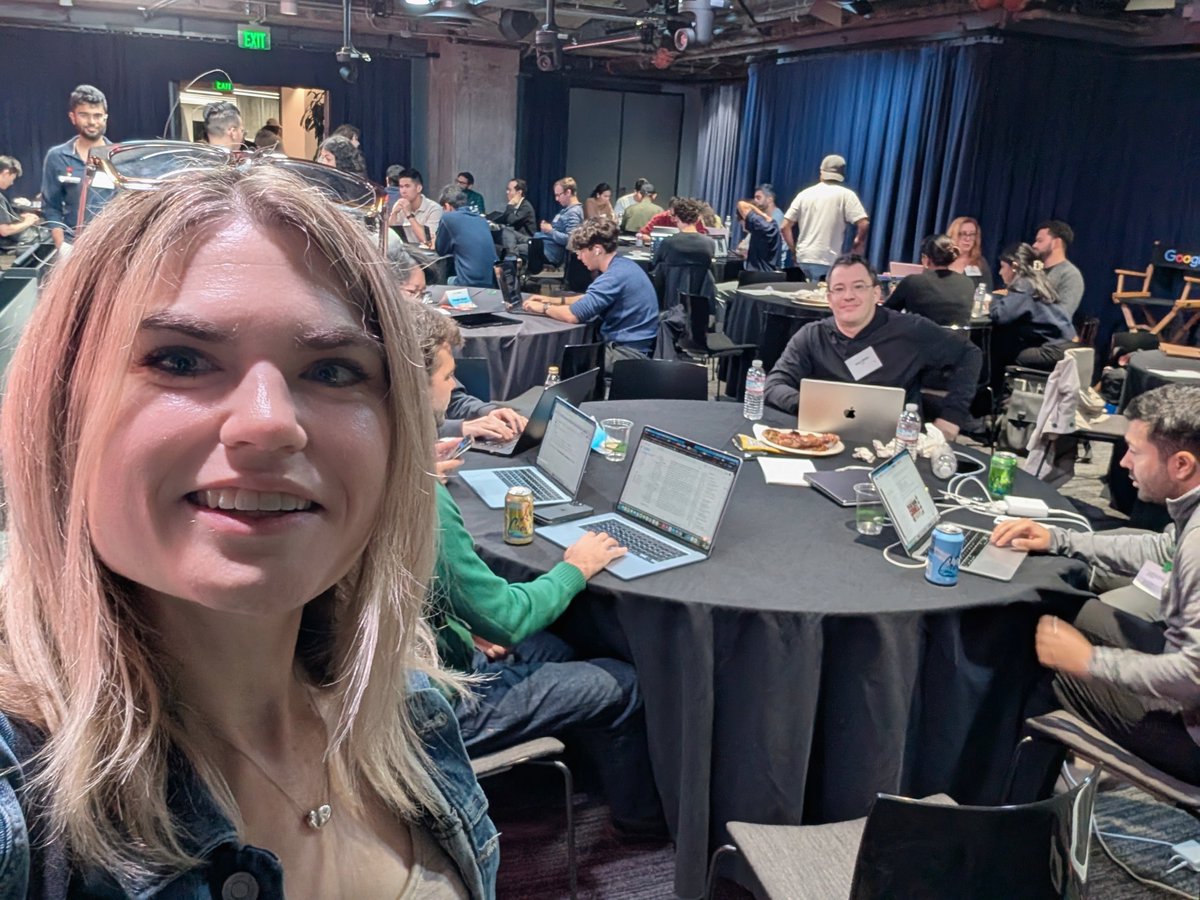 DynamicWebPaige's tweet photo. 📽️ An entire room full of developers and creators packed into the @google offices tonight, working on tiny videos!

@NanoBanana, @FlowbyGoogle, @googleaistudio, and other @googledeepmind models and tools being used. Can't wait to see the shorts! 🙌 https://t.co/DnG9U2zYvn