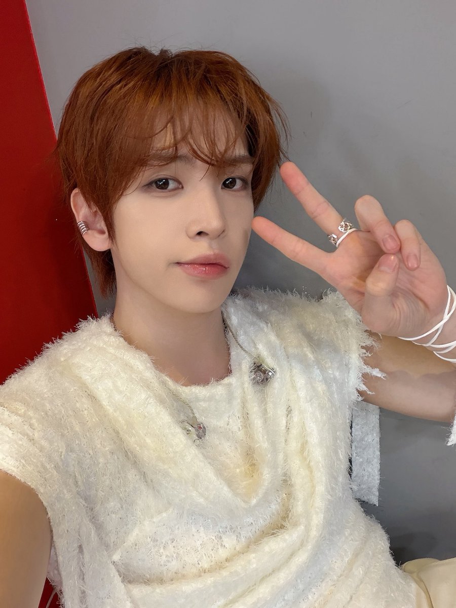 MaAllenBrasil's tweet photo. #X [💬 17.10.26] | Atualizações do #ALLEN

“Foi tão divertido encerrar as promoções de LOUDER e ainda participar do Nol Festival~~~ 😆

Muito obrigado por todo o apoio durante essas promoções também, LUVITY!!! 🫶🥰”

#LOUDER #sonouros #앨런 #CRAVITY #크래비티 @CRAVITY_twt https://t.co/lIaNPe4Uyf