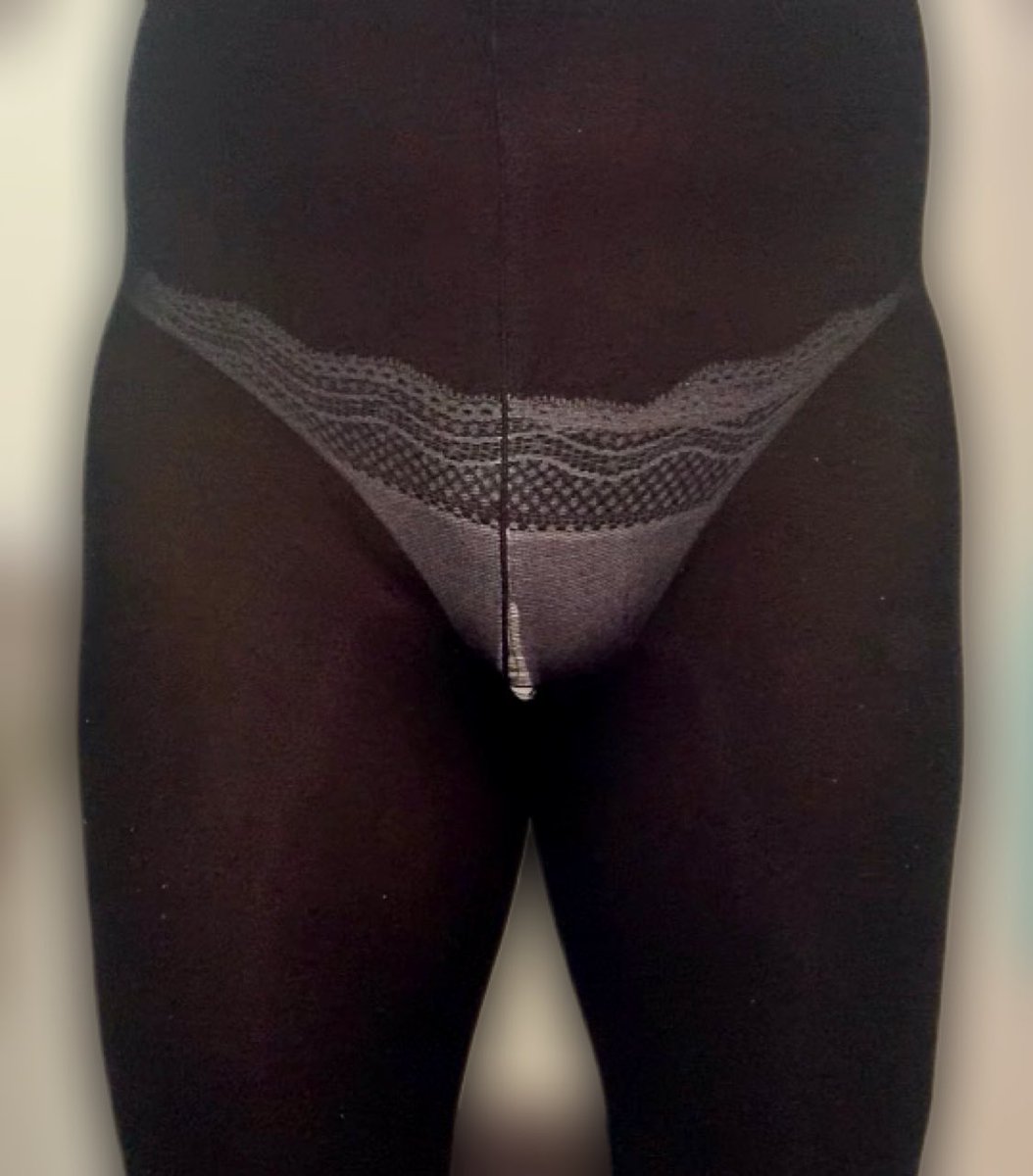Alvric2Gore651's tweet photo. El día de hoy también fue de tanguita blanca con pantimedias, súper cómoda. Les gusta? https://t.co/SPAW1ZnacT