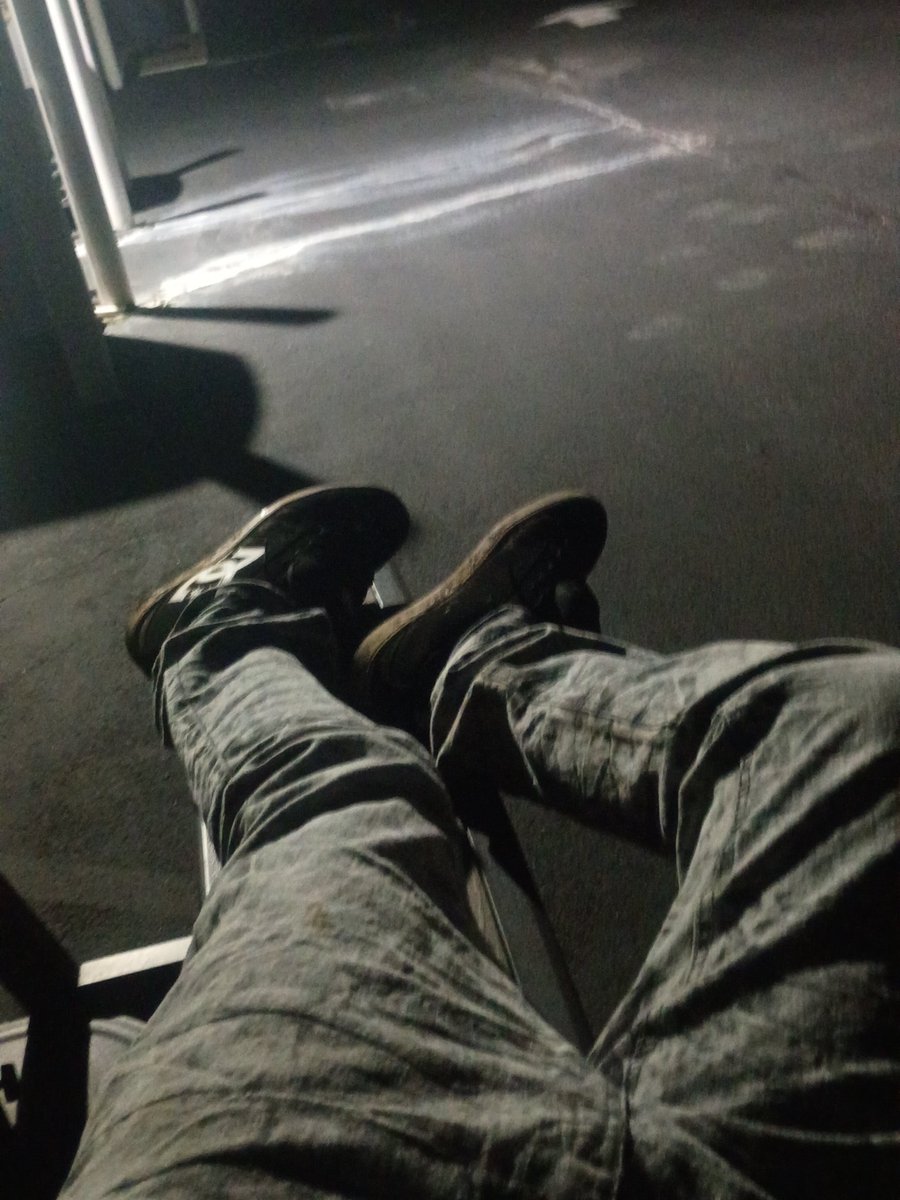 KadeChristt's tweet photo. Who tryna send me money 👀👀👀👀 https://t.co/aZM4yFNUSk