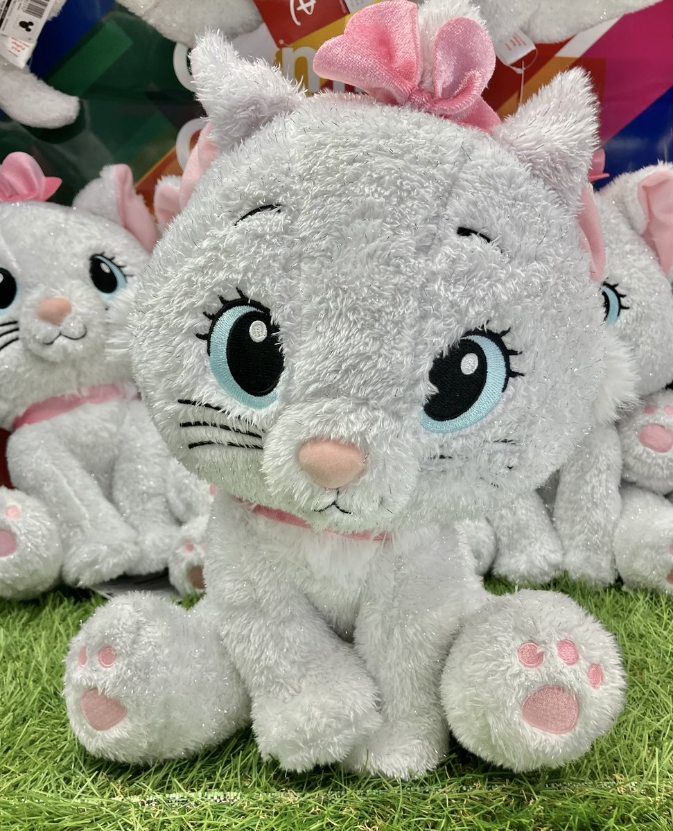 GiGO_otori's tweet photo. \📣入荷情報‼️/

ディズニー　マリー　おめかしキラキラ超ＢＩＧぬいぐるみ

こちら入荷致しました✨
皆様のご来店お待ちしております‼️

#GiGOアリオ鳳 https://t.co/o9hd6e1fzP