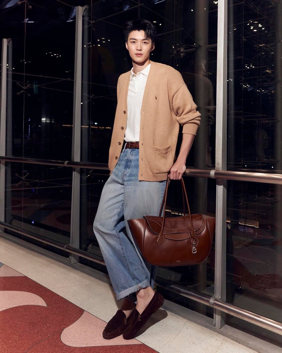 jhome040238821's tweet photo. หล่อมาก

#RalphLauren
#Meennicha8 https://t.co/8yj2qHDmHq
