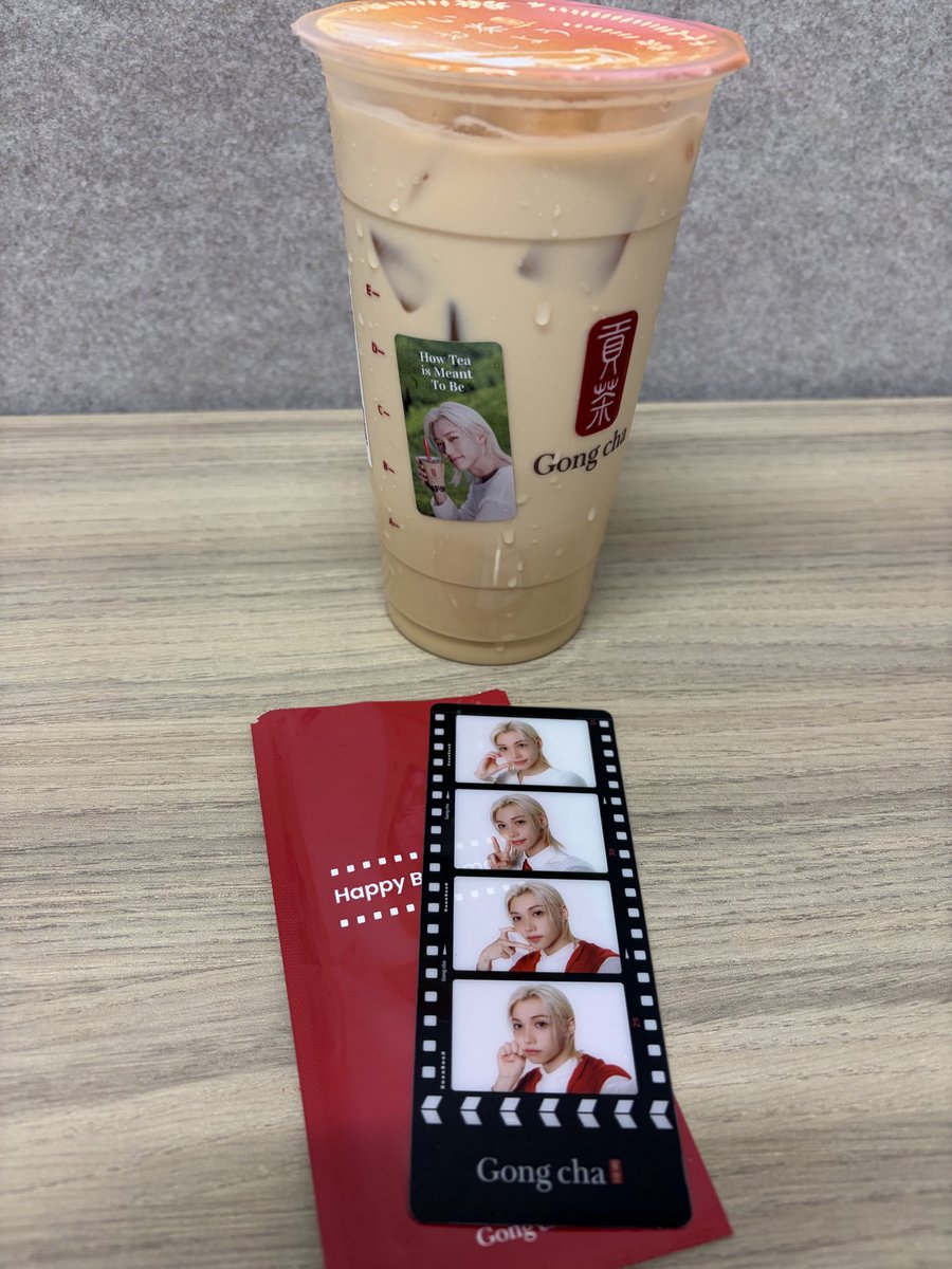 ayubogi1107's tweet photo. #ゴンチャと秋のおでかけ 
会社でも幸せ味わえるー♡
ピリちゃんゲット♡ https://t.co/4lPbIFNgrf