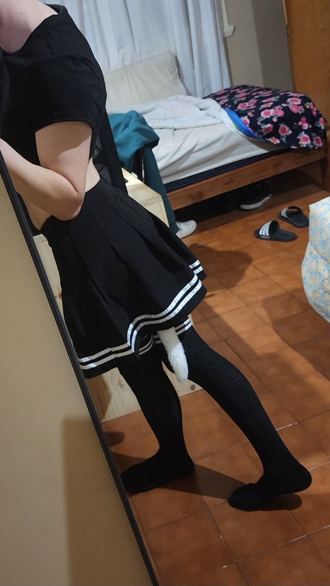 shadersaw's tweet photo. Bonita noche a todos, intento de post para activar la cuenta ^^ (próximamente fotos y videos mas subidas de tonos) muejeje >:3
#femboy #femboyespañol #gay #gayARG #pasivo https://t.co/i3bvExdxCl