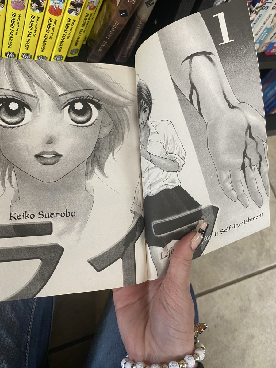 sprinklekissed's tweet photo. I was looking at manga at bookstores downtown and ts is the first thing I find?? 
TW!! : drawn sh https://t.co/1NL1hQ4dTX