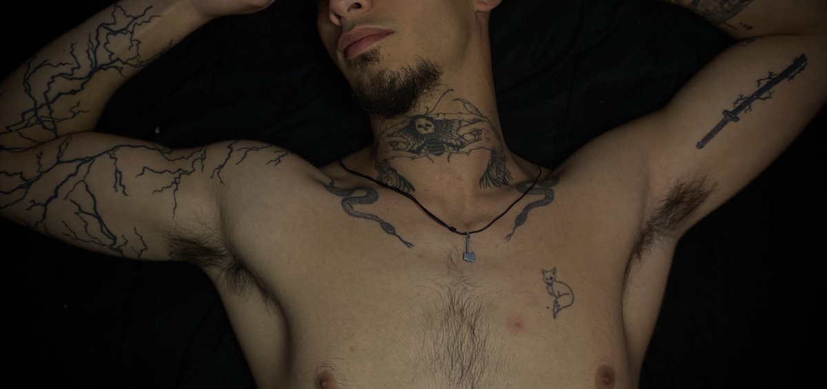 InkedLatiino's tweet photo. new here, come say hi, it's free ;) link in bio 
 #ofboy #onlyfans #OnlyFansModel #LGBT https://t.co/KUgLQ5ZMGb