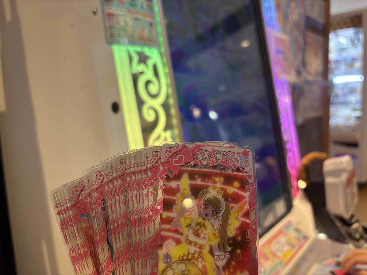 xckyol's tweet photo. きんぴかのドレス今日までだったから取ってきた🎶 https://t.co/6ZjtvpcwfZ