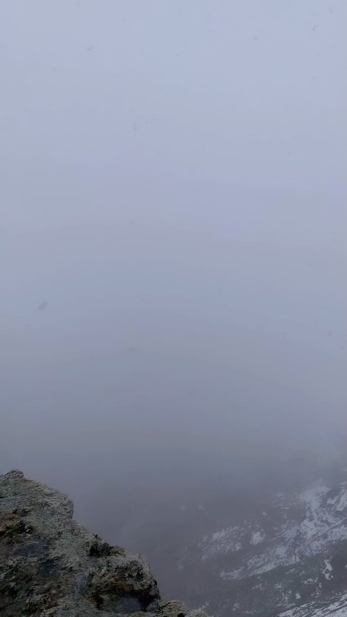 evinBuc479770's tweet photo. Rohthang Pass: where snow-covered peaks and unforgettable views make every journey special. https://t.co/qyTSyDoOle