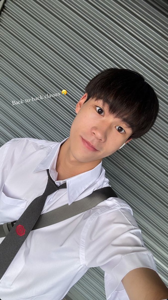 tit_xnn's tweet photo. Hari hari sekolah https://t.co/x6ZRygk2Fm