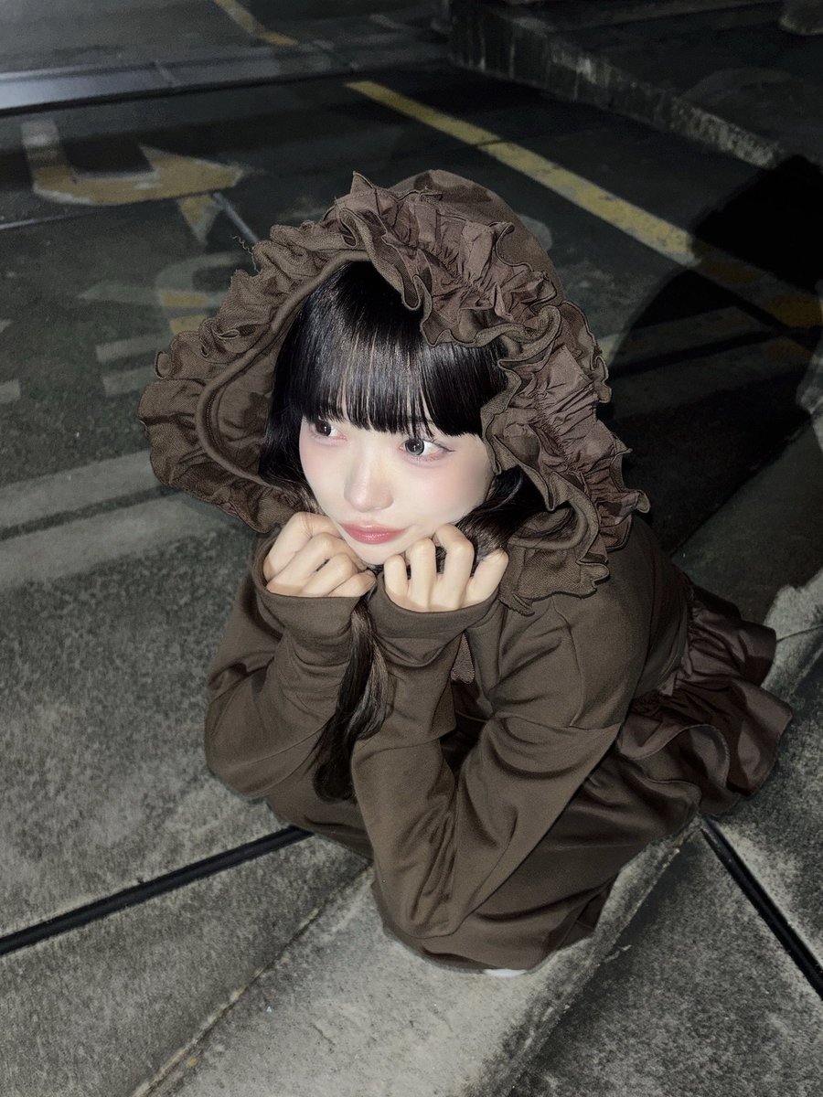 O2_anji's tweet photo. ぱ！暑ーい！！☀️
今日も一緒にがんばりましょう

𝜗𝜚˚⋆
今日のあんじの気分は…

26時のマスカレイド
『未来へのハーモニー』

聴いてみてね
˖ ࣪⊹

 #あんじちゃんは爆発だ https://t.co/kOKPafjyHI