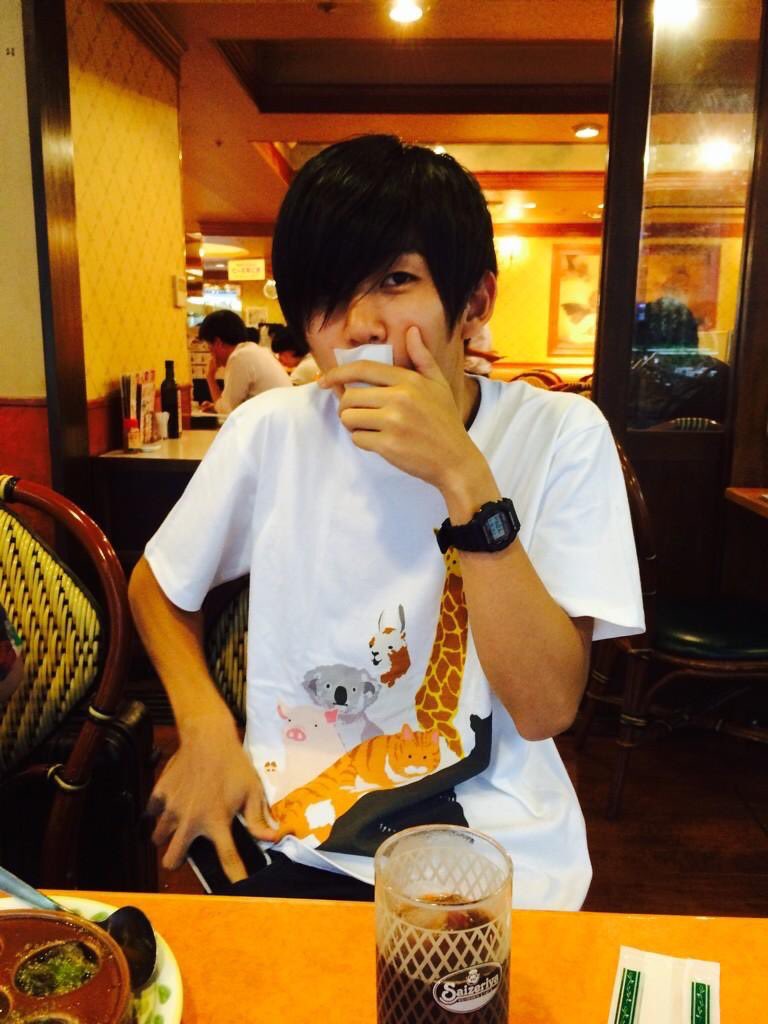 ___mg_aaa tweet picture