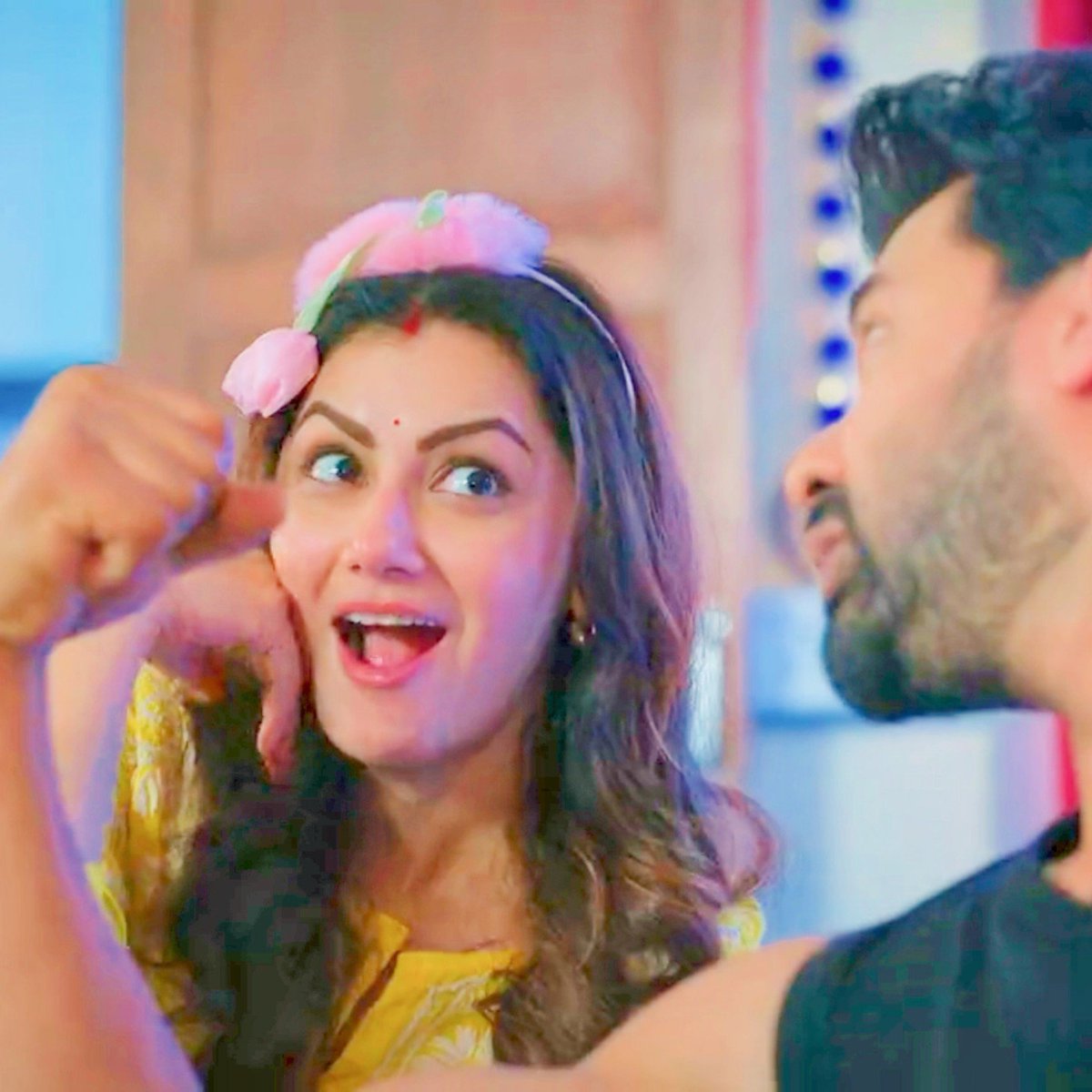 itisrimathi's tweet photo. Goofy hoomans! 🎀😭♥️

#TumDenaSaathMera | #Aprakshi | #Tisha https://t.co/exzYMbTuy2