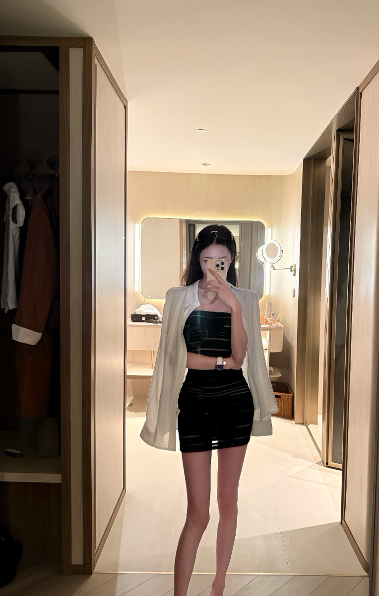 TomCooze8's tweet photo. 本人05年女，165/49，陕西安康
蹲一个同城床搭子，
 阳光些干净点，
 真诚的滴我 
口嗨勿扰 
来哟 🎌 📷 📷
  # #陕西 #安康 #约炮 https://t.co/PmyjLhDwLA