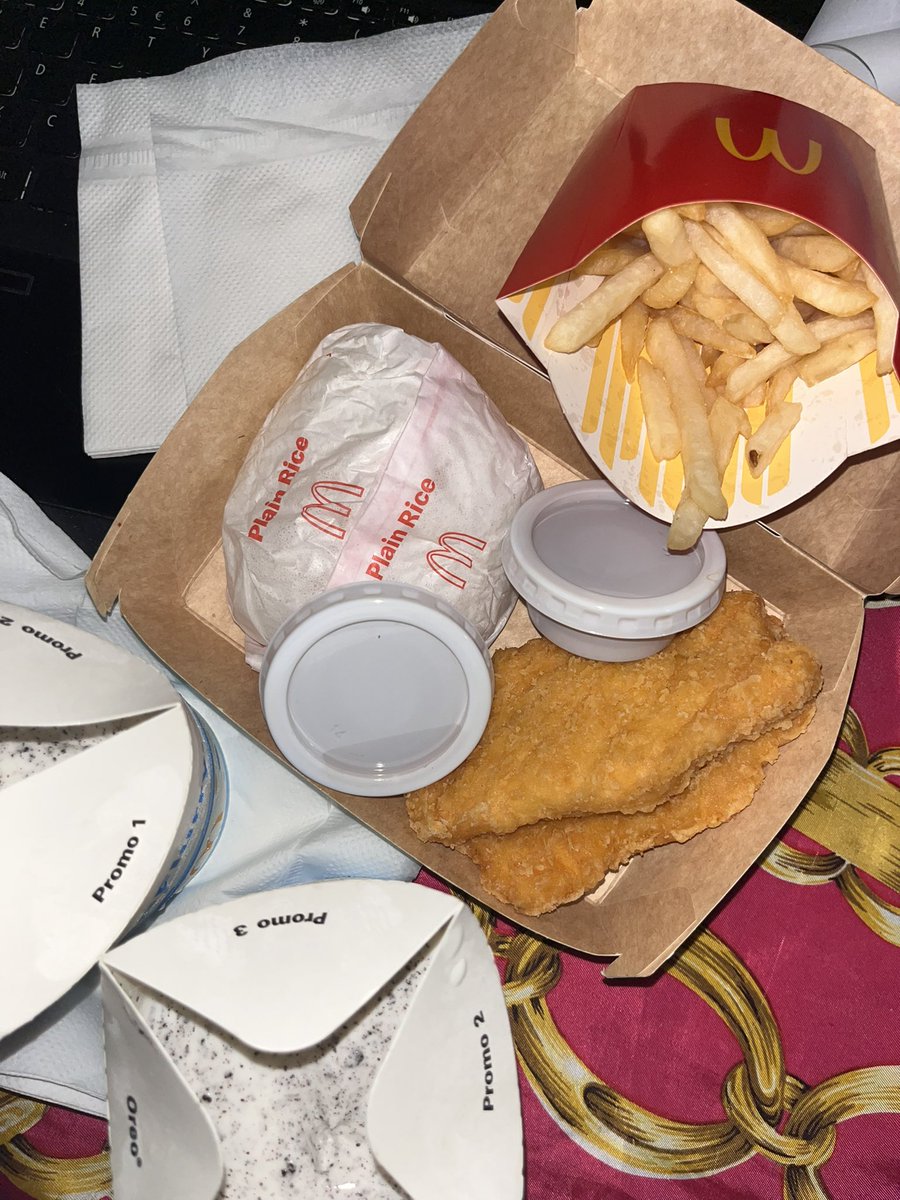 jjaeyunluvy's tweet photo. hindi pa kaya bumili ng bahay at lupa kaya pinang mcdo ko na muna. kain po tayo team ryzza 🫶

#foodtwt https://t.co/Mve4VJJPpf