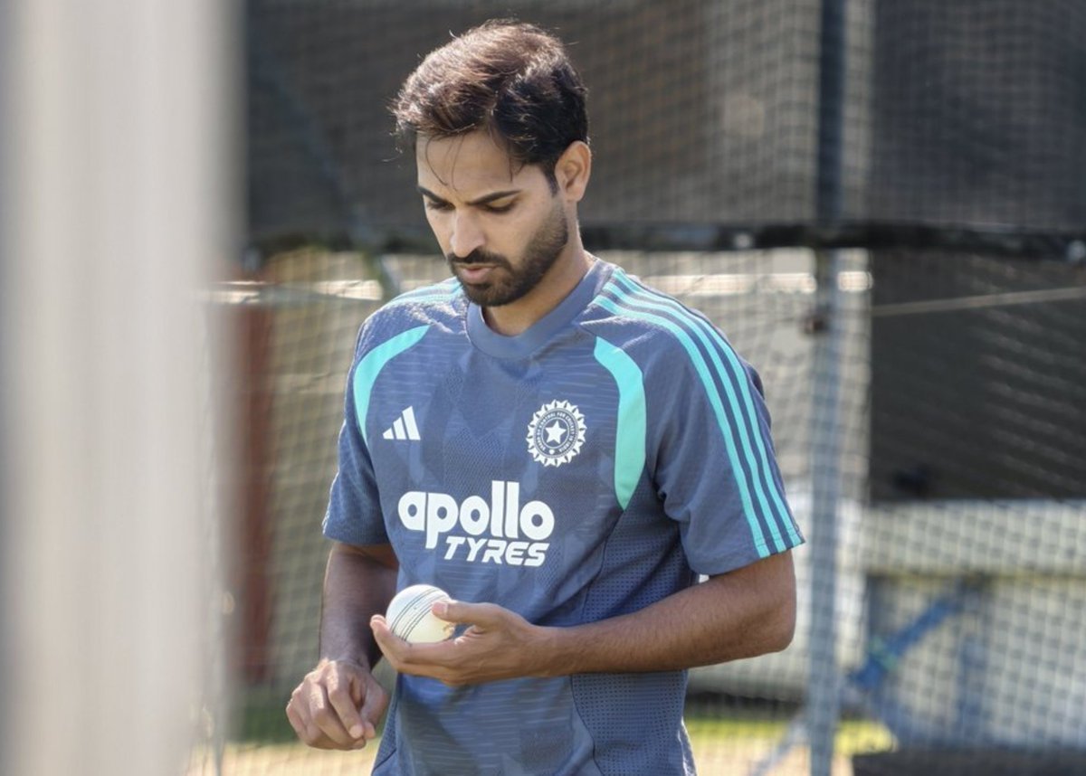 CricNow18's tweet photo. 🔥🇮🇳 BHUVNESHWAR KUMAR IS BACK IN ACTION! 🏏💙
⚡ The Swing King is gearing up to make an impact!
👑 BHUVI IS COMING TO RULE! 🥶
#BhuvneshwarKumar #Bhuvi #SwingKing #TeamIndia #IndianCricke #BhuviIsBack #ComebackKing #MenInBlue https://t.co/88d76NsiHM