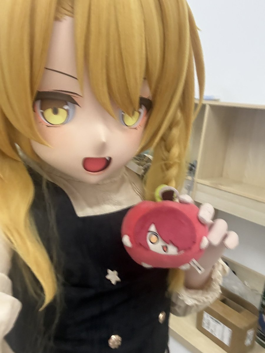 spadek15's tweet photo. 沙沙和乐乐
偷偷自拍了点
ooc致歉

#kigurumi
#东方project
#雾雨魔理沙 https://t.co/rZIjjseV3T