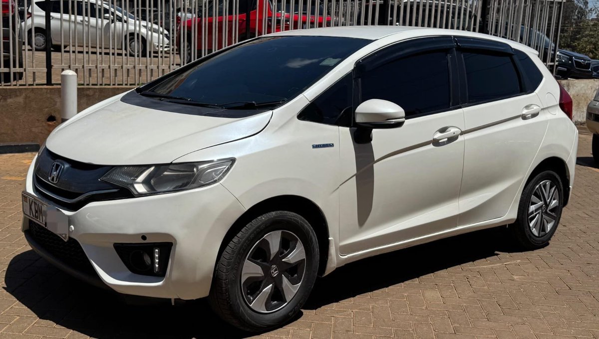 musakuru45's tweet photo. Honda Fit
2016 Model
1500cc Hybrid
Asking Price-1,220,000
📞 - 0799538049 https://t.co/vuZUZLBVaR