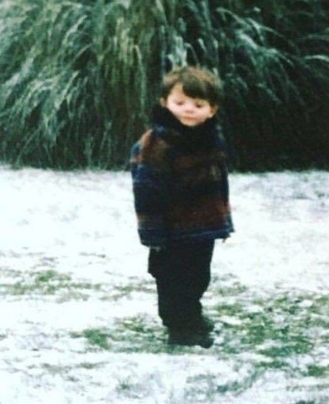 biggerthanlula's tweet photo. qué tuvo más impacto cultural, el renacimiento o esa foto de Louis Tomlinson? https://t.co/W2gC1sjn0G